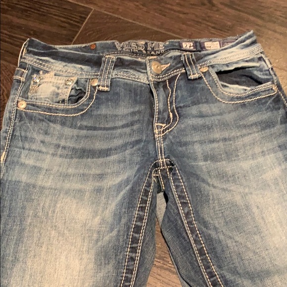 Miss Me Jeans - Picture 2 of 5